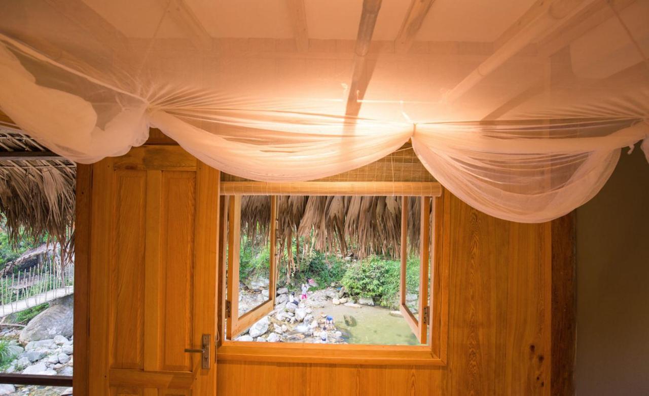 Topas Riverside Lodge Сапа Екстериор снимка